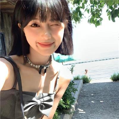 女伶们